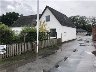 Lejlighed 100 m2 - 3 - værelser - 6.495 kr.