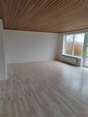 Hus/villa Lystejendom beliggende med attraktiv udsigt lige udenfor Linde i Struer kommune