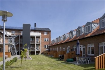 Lejlighed med altan/terrasse