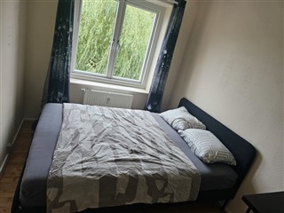 Værelse Jeg søger en roommate til et 14kvm værelse på Østerbro
