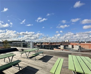 Dejlig 2-vær. med stor altan