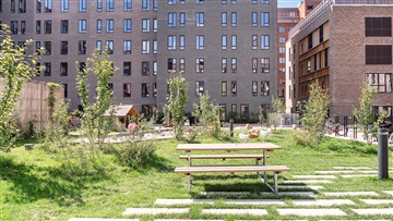 Lys 3 værelses med stor terrasse