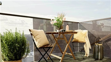 Lys 4 værelses med altan