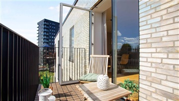 3 værelses lejlighed med sydvendt altan