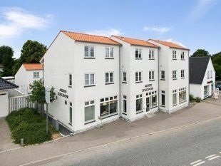 Hyggelig og central 2 værelses lejlighed i Hels...