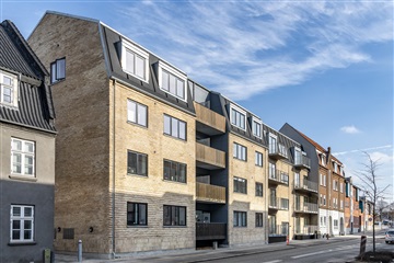 Lejlighed med altan/terrasse