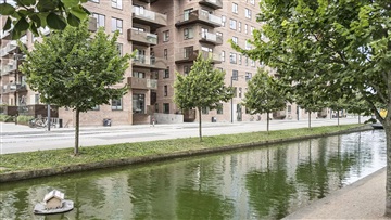 4 værelses lejlighed med sydvendt terrasse