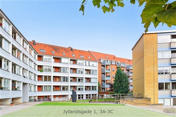 61 m2 lejlighed med altan/terrasse