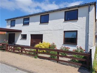 Indflytningsklart klubværelse, centralt i Vordi...