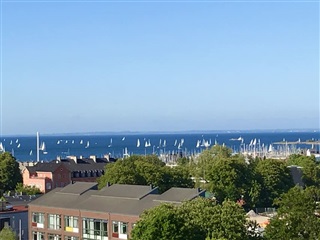 Værelse Room in 72m2 apartment W stunning view of the sea.