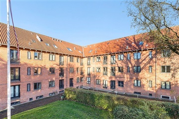 Asavænget, 90 m2, 4 værelser, 6.118 kr.