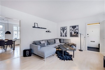 Christiansgade, 102 m2, 4 værelser, 9.450 kr.