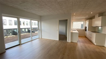 Lækkert, nybygget og topmoderne energivenligt r...