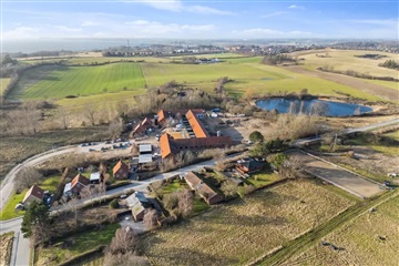 Skøn bolig i rolige, smukke omgivelser