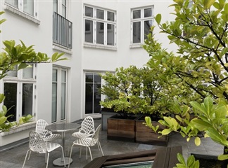 Lejlighed Skøn møbleret penthouse uden bopælspligt