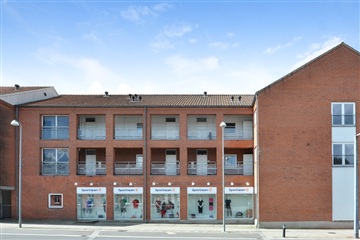 2 værelses lejlighed på 79 m2