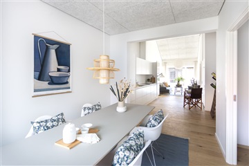 Nyere lejlighed i 2 plan i Jersie