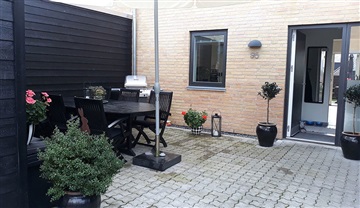 Hus/villa med altan/terrasse