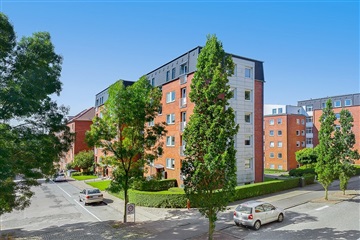 Lejlighed til 4.360 kr.