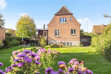 Klassisk og renoveret murmestervilla i Åbyhøj
