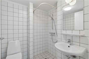 1 vær. lejlighed på 38 kvm. beliggende i pæn ej...