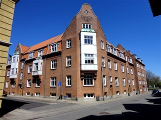 Skolegade, 122 m2, 3 værelser, 8.125 kr.