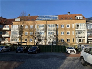 Delevenlig for 2 eller 3 med altan-centralt