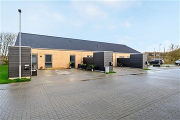 113 m2 hus/villa. Husdyr er tilladt