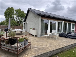 Møbleret hus med skøn have | Rødovre