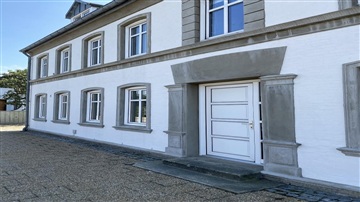 72 m2 lejlighed. Husdyr er tilladt