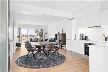 Grøndals Gård, 79 m2, 3 værelser, 9.975 kr.