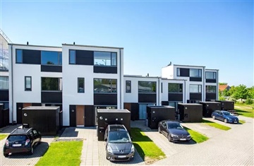 Moderne 4-værelses rækkehus på 106 m2 med terra...