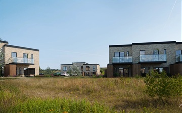 Eksklusivt enderækkehus med udsigt og kun 25 mi...