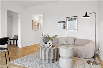 Lys og moderne 2-værelses lejlighed i attraktiv...