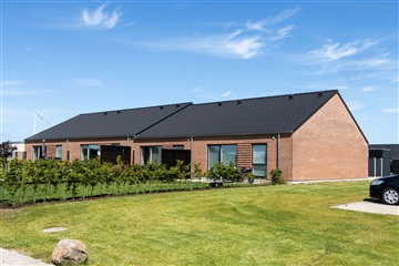 Øksen, 74 m2, 2 værelser, 8.900 kr.