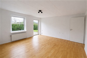 2 værelser for 5.300 kr. pr. måned