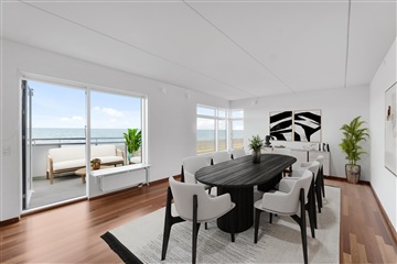 3-værelses bolig helt tæt på vandet! 