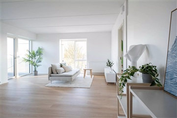 2 værelses lejlighed på 77 m2