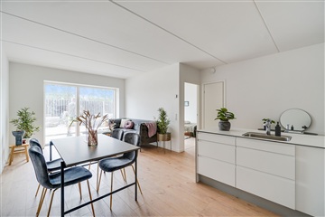 4 værelser for 12.900 kr. pr. måned