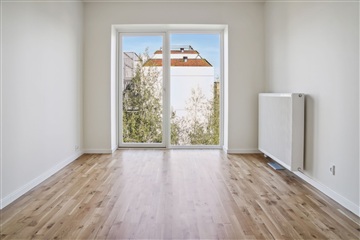 Lejlighed til 12.500 kr.