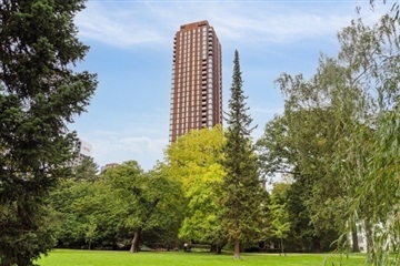 2 værelser for 17.000 kr. pr. måned