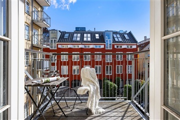 Nyhavn, 103 m2, 3 værelser, 25.000 kr.