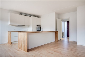 124 m2 lejlighed på Hospitalsvej