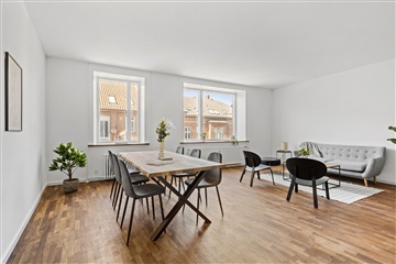 2 værelser for 7.500 kr. pr. måned