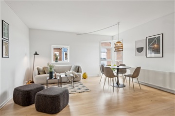 2 værelses lejlighed på 79 m2