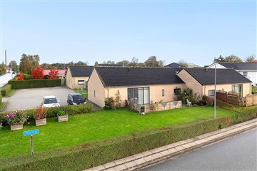 110 m2 hus/villa. Husdyr er tilladt