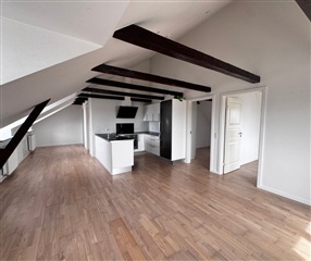 Attraktiv lejlighed på 81 m² med udsigt over ...