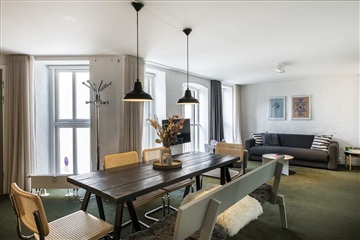 Lejlighed 3-værelses lejlighed, fuldt møbleret og udstyret, klar til langtidsudlejning – 91 m²