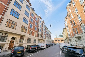 Lejlighed Puggaardsgade, 119 m2, 4 værelser, 23.950 kr.