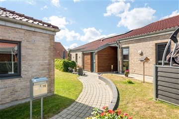 4 værelses hus/villa inkl. parkering